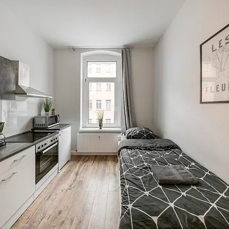 1g Lv 6-zimmer-apartment Hbf Halle Apartment Halle (Saale)