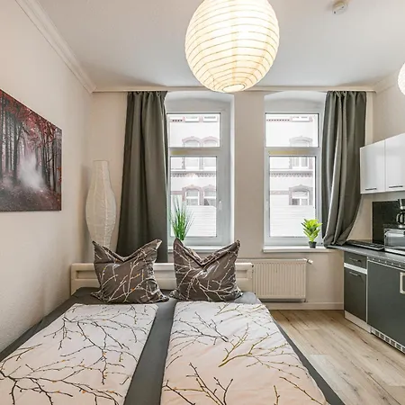 1g Lv 6-zimmer-apartment Hbf Halle * Halle (Saale)