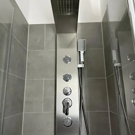 Apartment 1g Lv 6-zimmer-apartment Hbf Halle Halle (Saale)