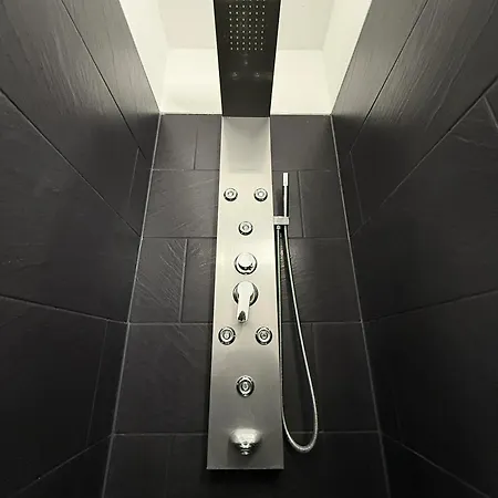 1g Lv 6-zimmer-apartment Hbf Halle * Halle (Saale)