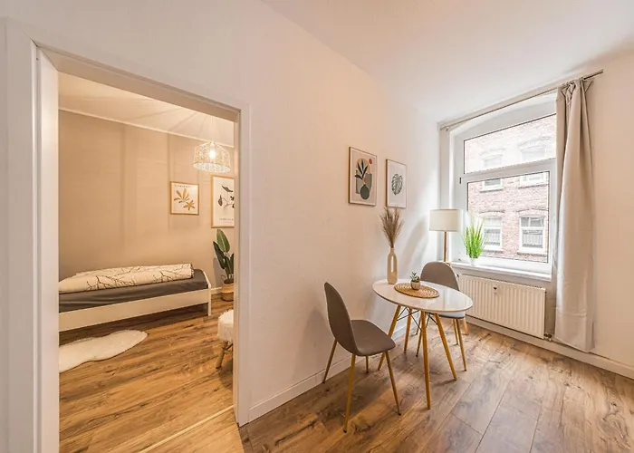 1g Lv 6-zimmer-apartment Hbf Halle Appartement Halle (Saale)