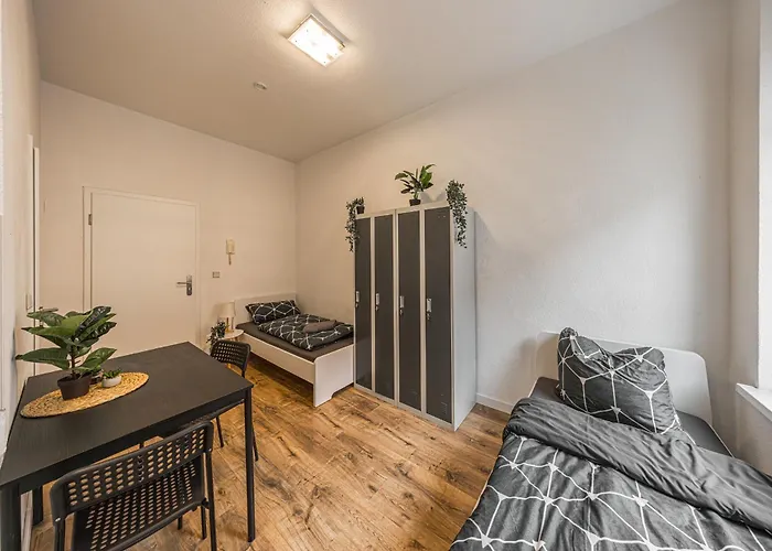 Appartement 1g Lv 6-zimmer-apartment Hbf Halle Halle (Saale)